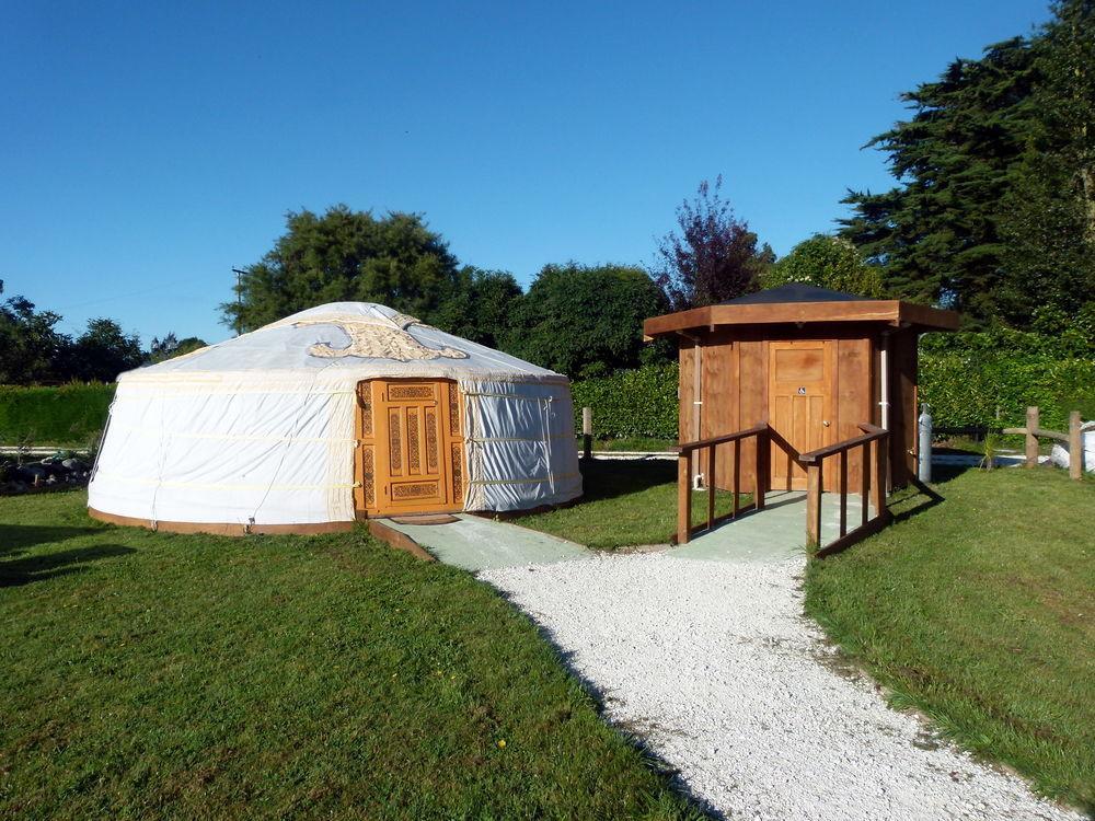Wacky Stays - Unique Farm-Stay Glamping Rentals, Free Animal Feeding Tours Kaikoura Ngoại thất bức ảnh