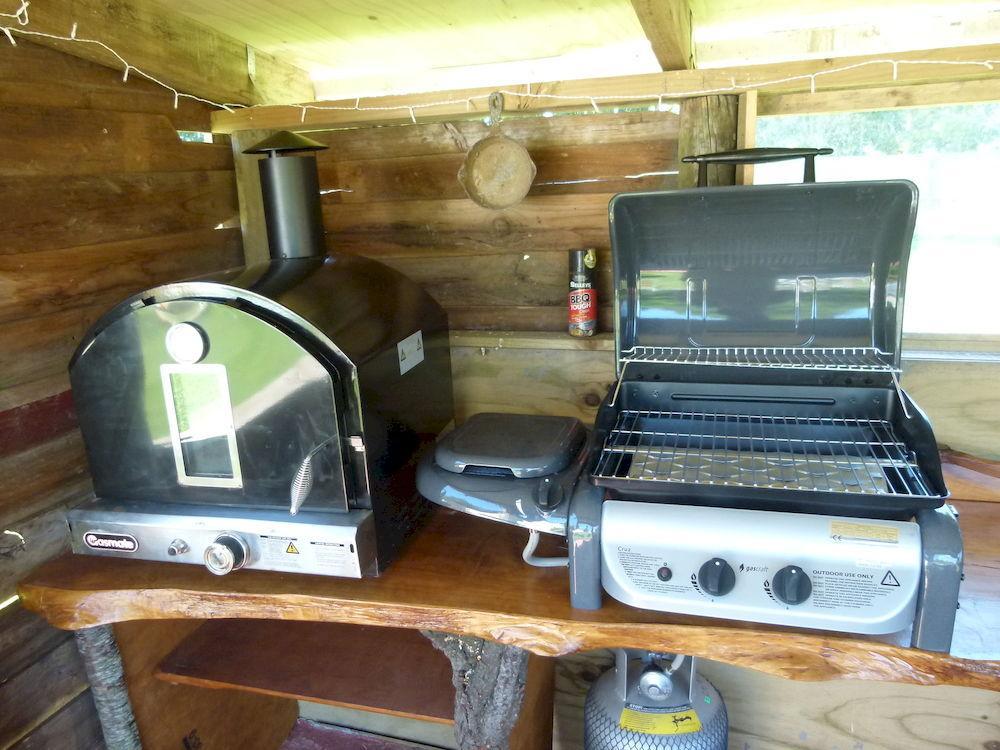Wacky Stays - Unique Farm-Stay Glamping Rentals, Free Animal Feeding Tours Kaikoura Ngoại thất bức ảnh