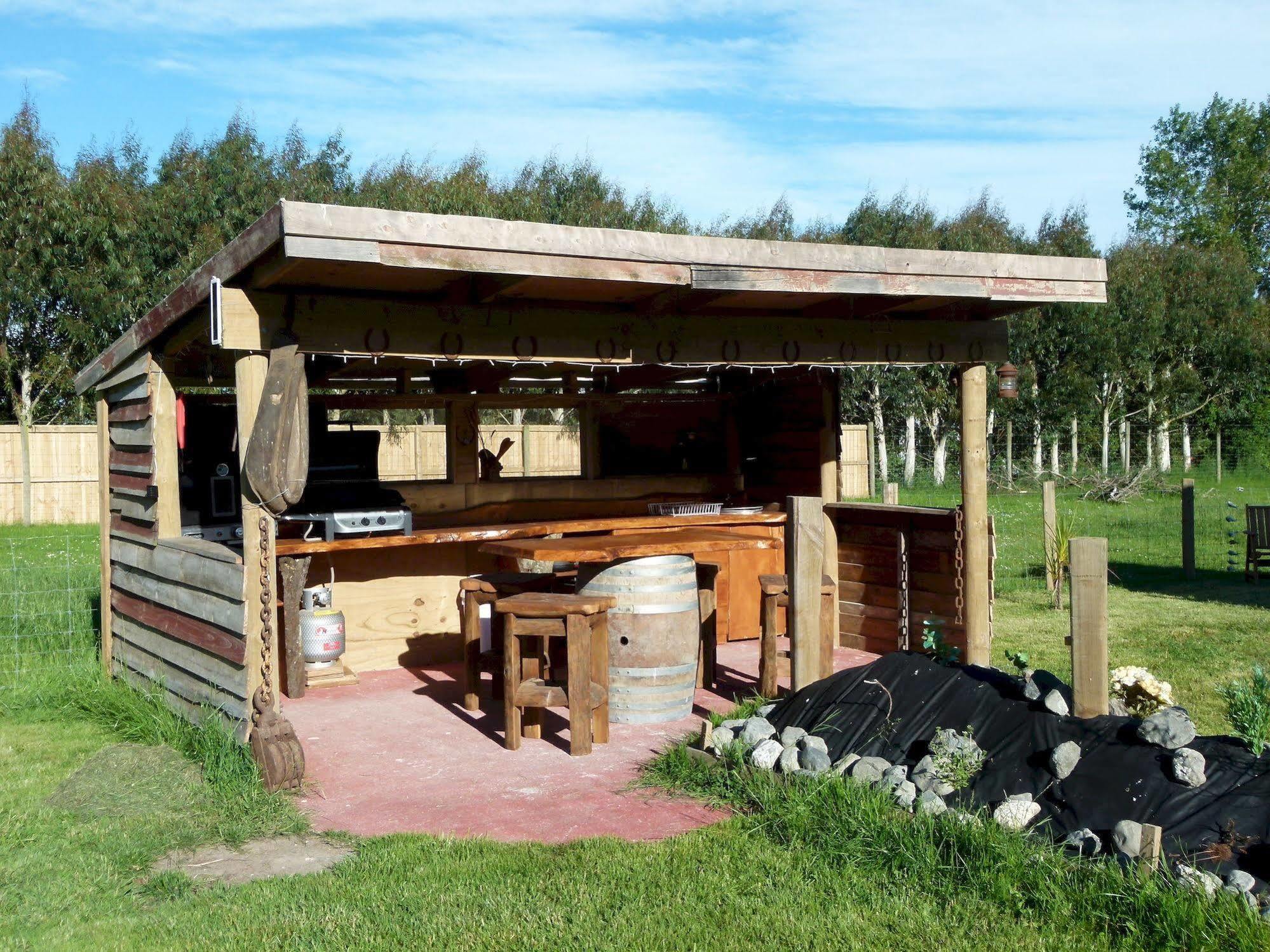 Wacky Stays - Unique Farm-Stay Glamping Rentals, Free Animal Feeding Tours Kaikoura Ngoại thất bức ảnh